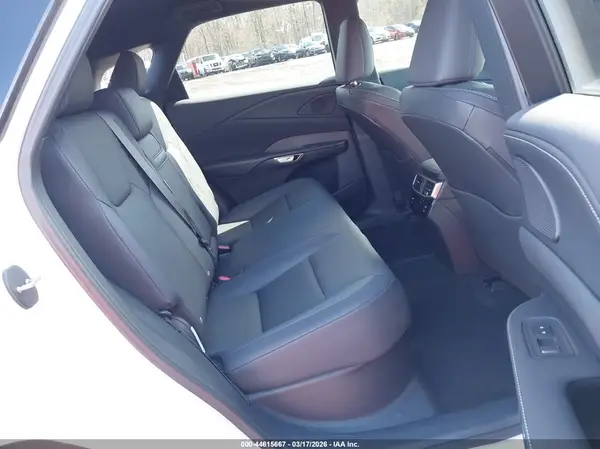 2T2BAMCA1SC106222 2025 LEXUS RX - Image 8