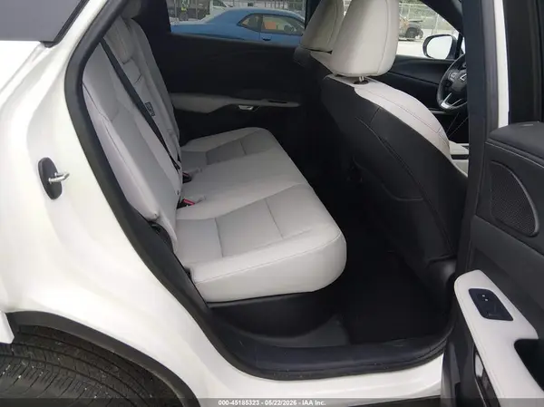 2T2BAMCA1SC110822 2025 LEXUS RX - Image 8