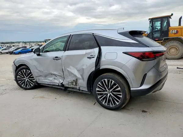 2T2BAMCA1TC130232 2026 LEXUS RX - Image 2