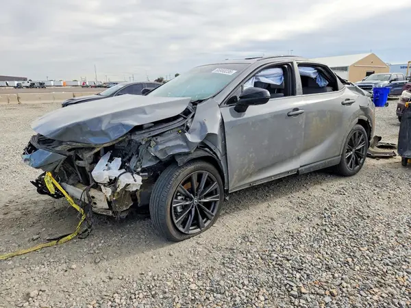2T2BAMCA1TC136256 2026 LEXUS RX - Image 1