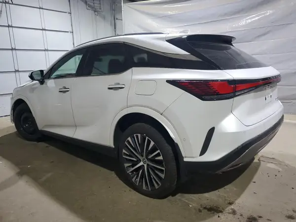 2T2BAMCA2PC023051 2023 LEXUS RX - Image 2