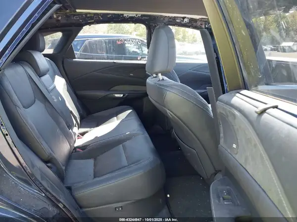 2T2BAMCA2PC024121 2023 LEXUS RX - Image 8