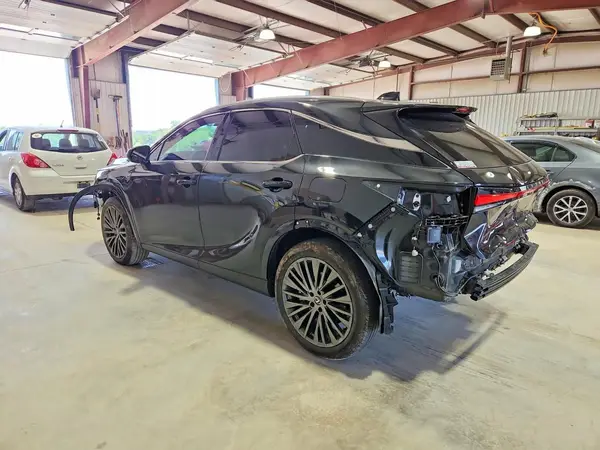2T2BAMCA2PC034549 2023 LEXUS RX - Image 2