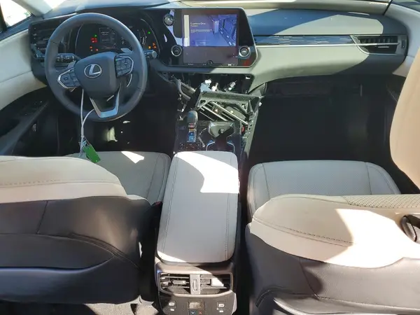 2T2BAMCA2RC082703 2024 LEXUS RX - Image 8