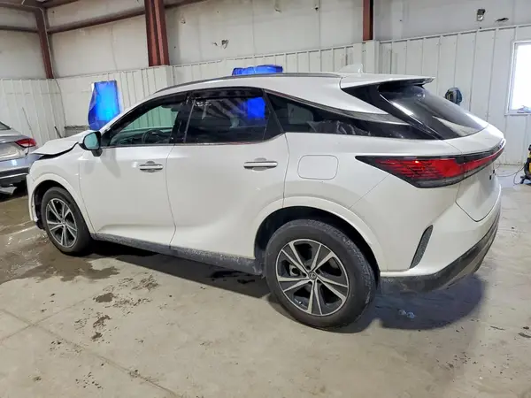 2T2BAMCA2SC091651 2025 LEXUS RX - Image 2