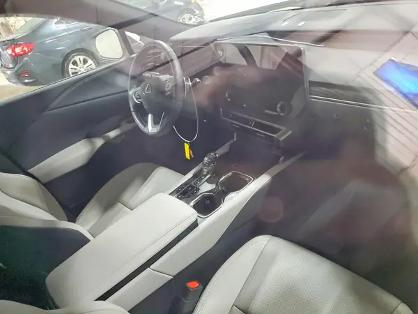 2T2BAMCA2SC091651 2025 LEXUS RX - Image 8