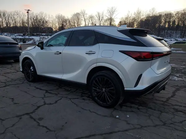2T2BAMCA2SC092668 2025 LEXUS RX - Image 2