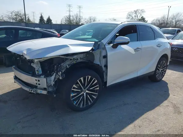 2T2BAMCA3PC002967 2023 LEXUS RX - Image 2