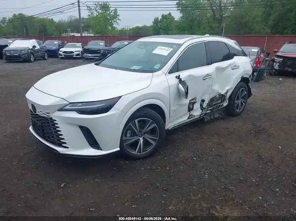 2T2BAMCA3RC039567 2024 LEXUS RX - Image 2