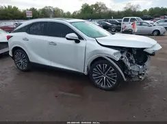 2T2BAMCA3RC044106 2024 LEXUS RX