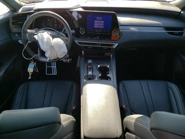 2T2BAMCA3RC061276 2024 LEXUS RX - Image 8