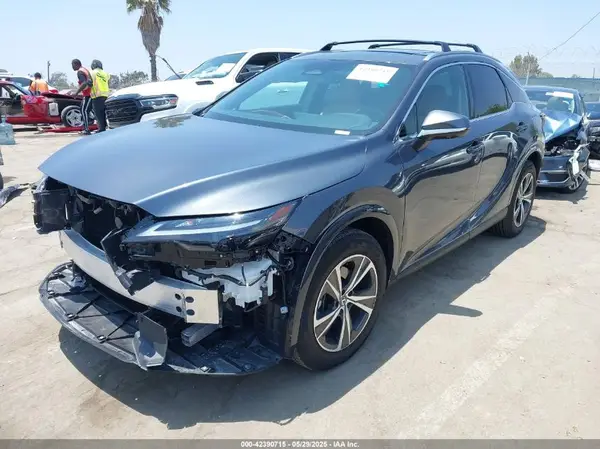 2T2BAMCA3RC074903 2024 LEXUS RX - Image 2