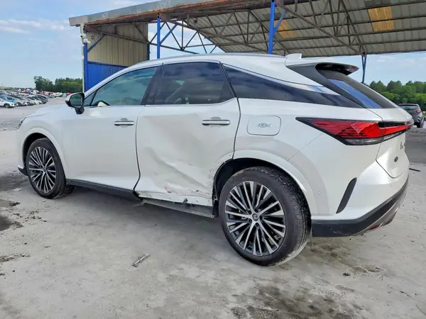2T2BAMCA3SC089052 2025 LEXUS RX - Image 2