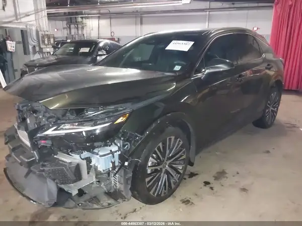 2T2BAMCA3SC092338 2025 LEXUS RX - Image 2