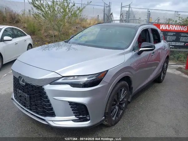 2T2BAMCA3SC098415 2025 LEXUS RX - Image 2