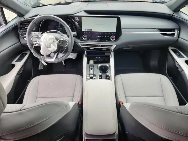 2T2BAMCA3SC112717 2025 LEXUS RX - Image 8