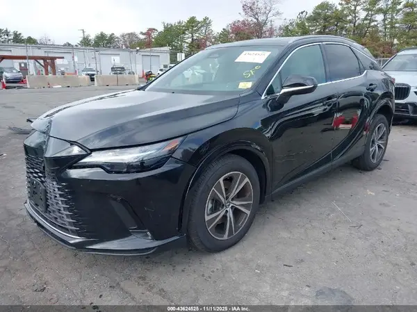 2T2BAMCA3SC117982 2025 LEXUS RX - Image 2