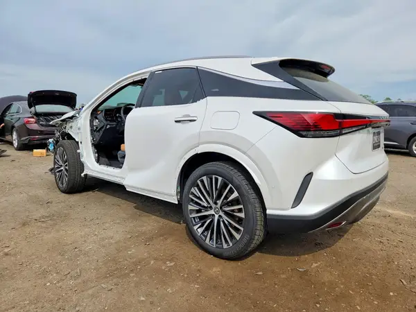 2T2BAMCA3TC137375 2026 LEXUS RX - Image 2