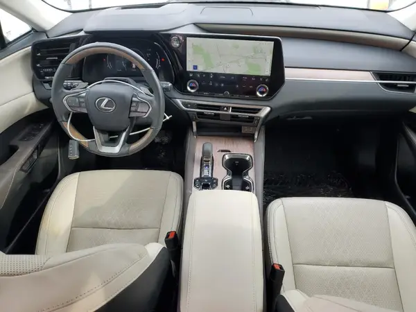 2T2BAMCA4PC006204 2023 LEXUS RX - Image 8