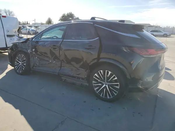 2T2BAMCA4PC011158 2023 LEXUS RX - Image 2