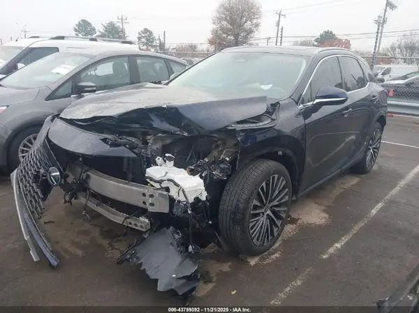 2T2BAMCA4PC014867 2023 LEXUS RX - Image 2