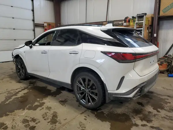 2T2BAMCA4PC015100 2023 LEXUS RX - Image 2