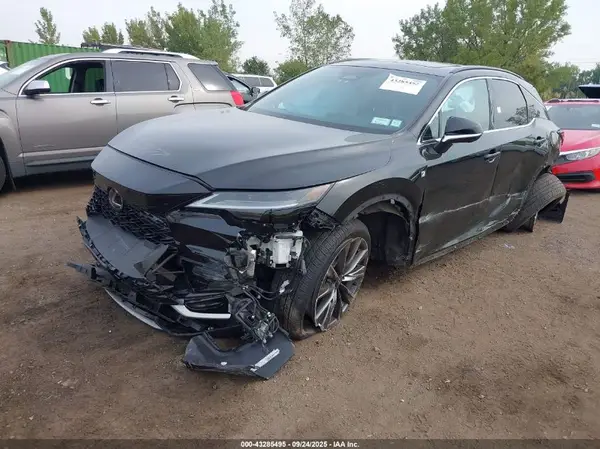 2T2BAMCA4PC017977 2023 LEXUS RX - Image 2