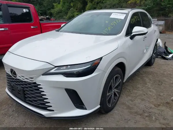2T2BAMCA4PC027974 2023 LEXUS RX - Image 2