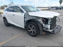 2T2BAMCA4PC030275 2023 LEXUS RX