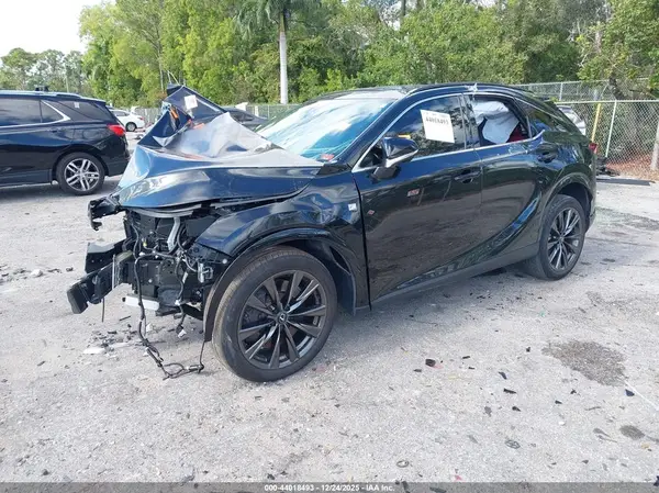 2T2BAMCA4RC041893 2024 LEXUS RX - Image 2