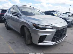 2T2BAMCA4RC042168 2024 LEXUS RX