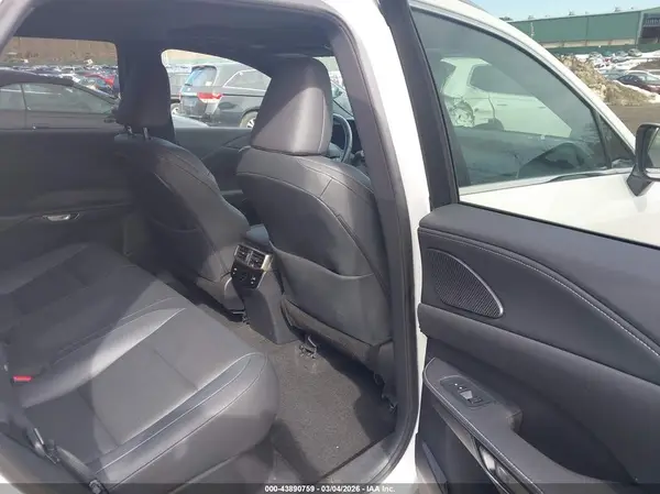 2T2BAMCA4RC049945 2024 LEXUS RX - Image 8
