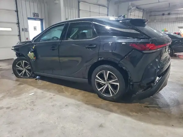 2T2BAMCA4RC057642 2024 LEXUS RX - Image 2