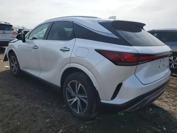 2T2BAMCA4RC061092 2024 LEXUS RX - Image 2