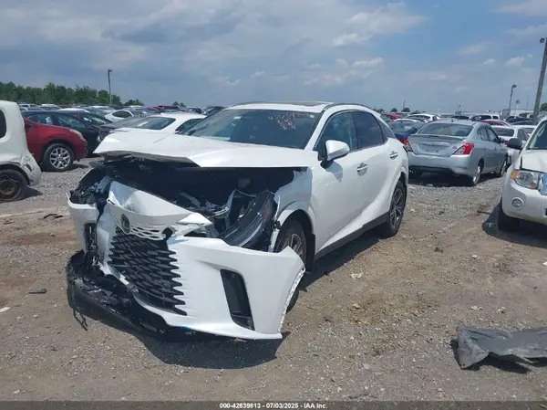 2T2BAMCA4RC076840 2024 LEXUS RX - Image 2