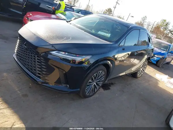 2T2BAMCA4RC087613 2024 LEXUS RX - Image 2