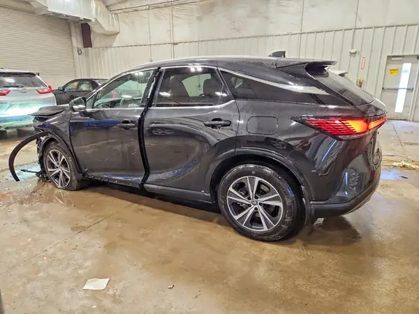 2T2BAMCA4SC094714 2025 LEXUS RX - Image 2