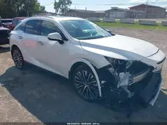 2T2BAMCA5RC059397 2024 LEXUS RX