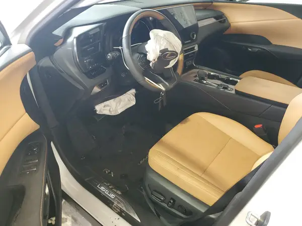 2T2BAMCA5RC083652 2024 LEXUS RX - Image 8