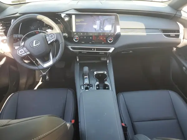 2T2BAMCA5SC107986 2025 LEXUS RX - Image 8