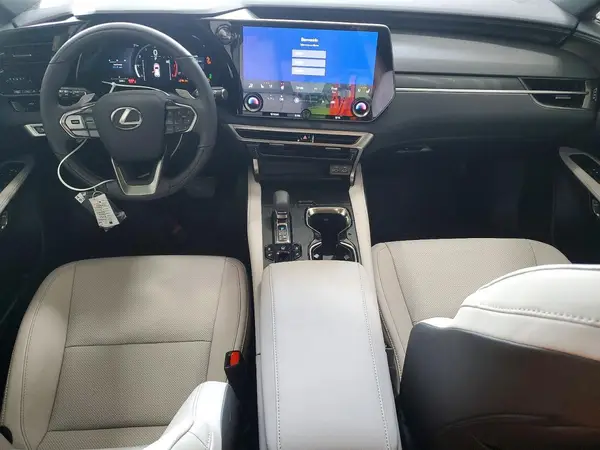 2T2BAMCA5TC130802 2026 LEXUS RX - Image 8