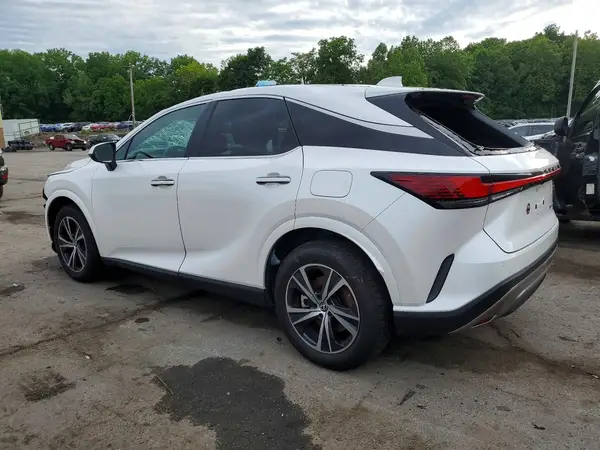 2T2BAMCA6PC021142 2023 LEXUS RX - Image 2