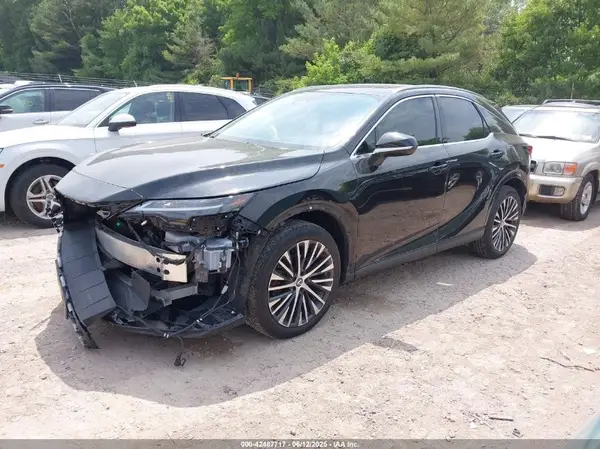 2T2BAMCA6PC021707 2023 LEXUS RX - Image 2