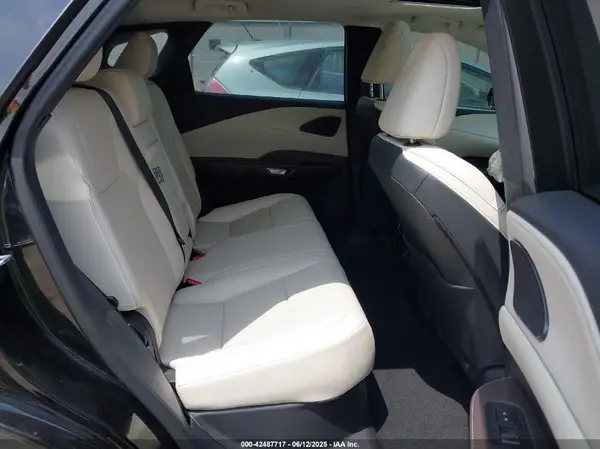 2T2BAMCA6PC021707 2023 LEXUS RX - Image 8
