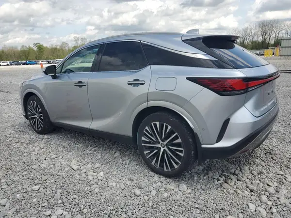 2T2BAMCA6PC038233 2023 LEXUS RX - Image 2