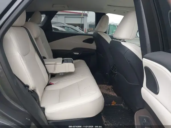 2T2BAMCA6RC054452 2024 LEXUS RX - Image 8