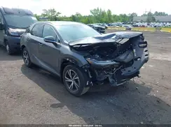 2T2BAMCA6RC064611 2024 LEXUS RX