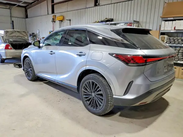 2T2BAMCA6RC083496 2024 LEXUS RX - Image 2