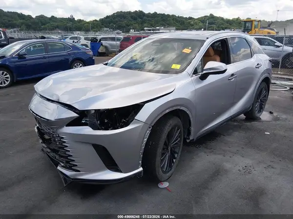 2T2BAMCA6SC112114 2025 LEXUS RX - Image 2