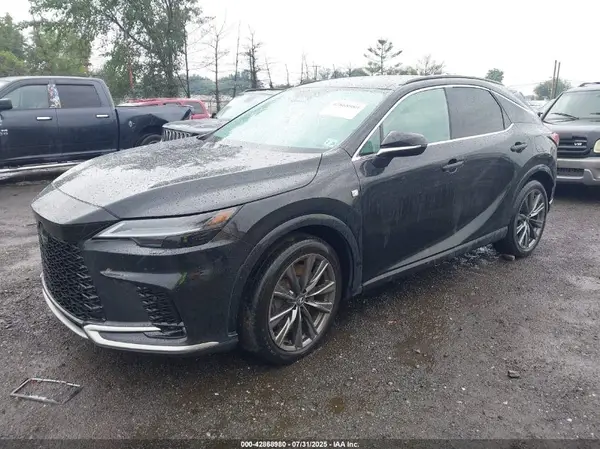 2T2BAMCA7PC009288 2023 LEXUS RX - Image 2